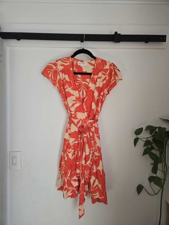 xix palms Dresses & Skirts - XIX Palms Mini Wrap Dress